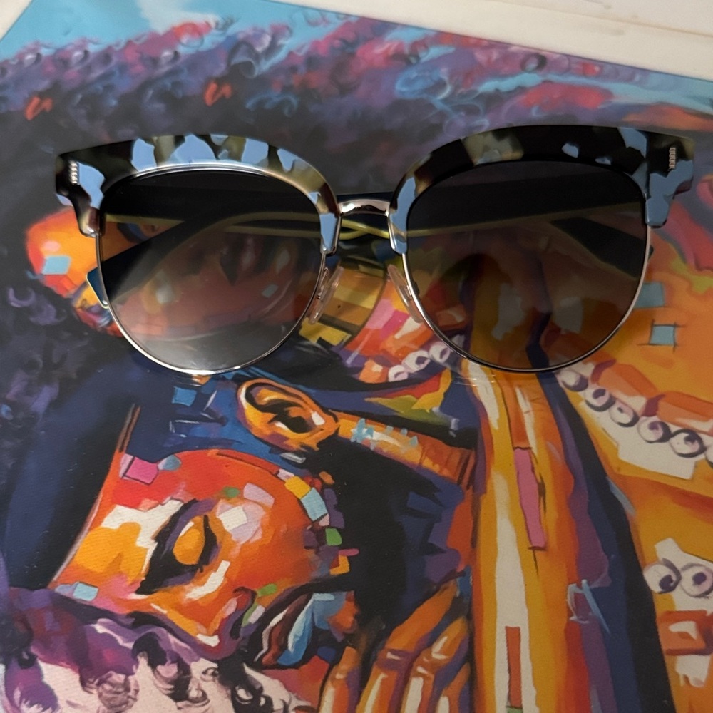 Fendi Black and Blue Women's Sunglasses